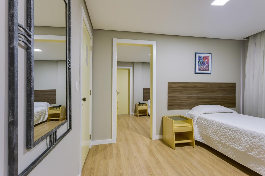 Hotel Lavenue Curitiba Eksteriør billede